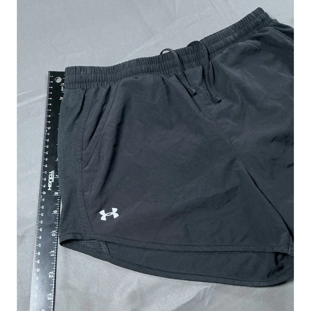 Under Armour Womens HeatGear Fly By Running Shorts Black Mesh Loose Fit Medium